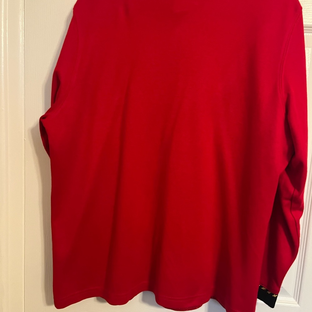 Ecco Red Sweater with Matching  Short Sleeve Shell, with Black Accents - Picture 3 of 5